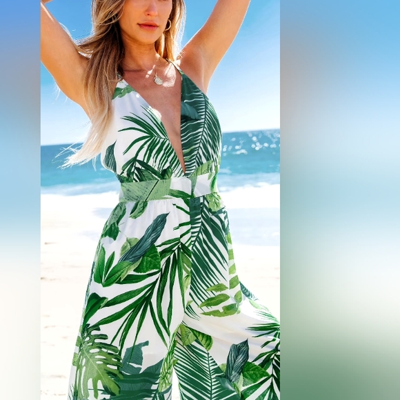 Cupshe Tropical Plunging Sleeveless Wide Leg Jumpsuit - Picture 2 of 4